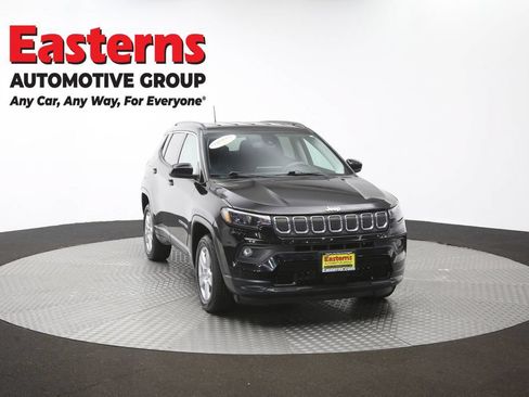 Used 2022 Jeep Compass Latitude AWD/4WD image 50