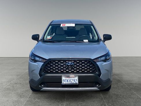 Used 2025 Toyota Corolla Cross L image 8