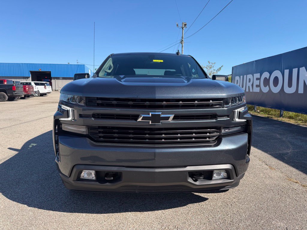 Used 2022 Chevrolet Silverado 1500 RST w/ Bed Protection Package AWD/4WD image 2