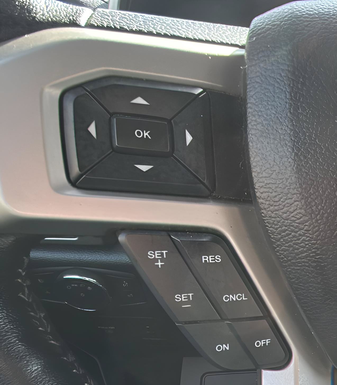 Used 2019 Ford F150 Lariat AWD/4WD image 5