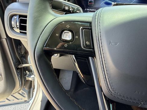 New 2026 Lincoln Aviator Reserve AWD/4WD image 31