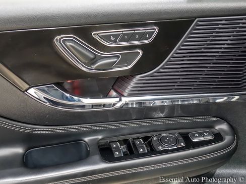 Used 2021 Lincoln Corsair Base AWD w/ Premium Package image 28