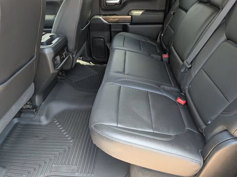 Used 2020 Chevrolet Silverado 1500 RST AWD/4WD image 9