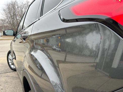 Used 2019 Ford Escape SE image 13