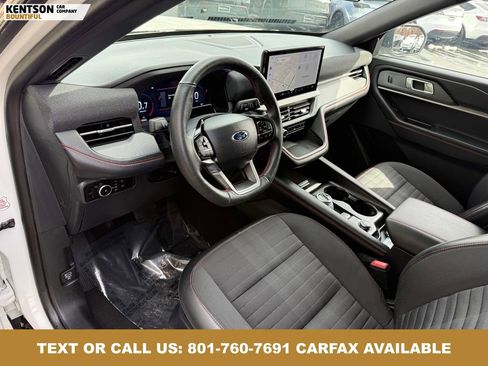 Used 2025 Ford Explorer ST-Line w/ ST-Line Street Pack AWD/4WD image 30