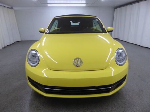 Used 2016 Volkswagen Beetle 1.8T SE image 2