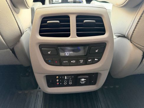 Used 2016 Honda Pilot Elite image 29