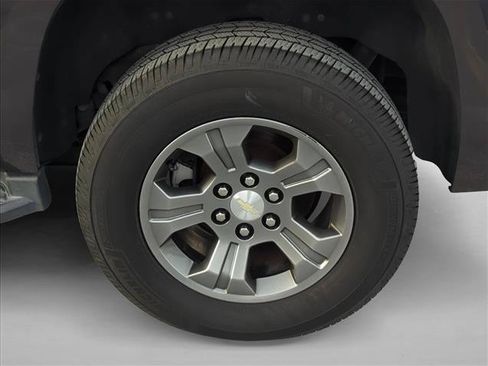 Used 2018 Chevrolet Tahoe LS RWD image 7