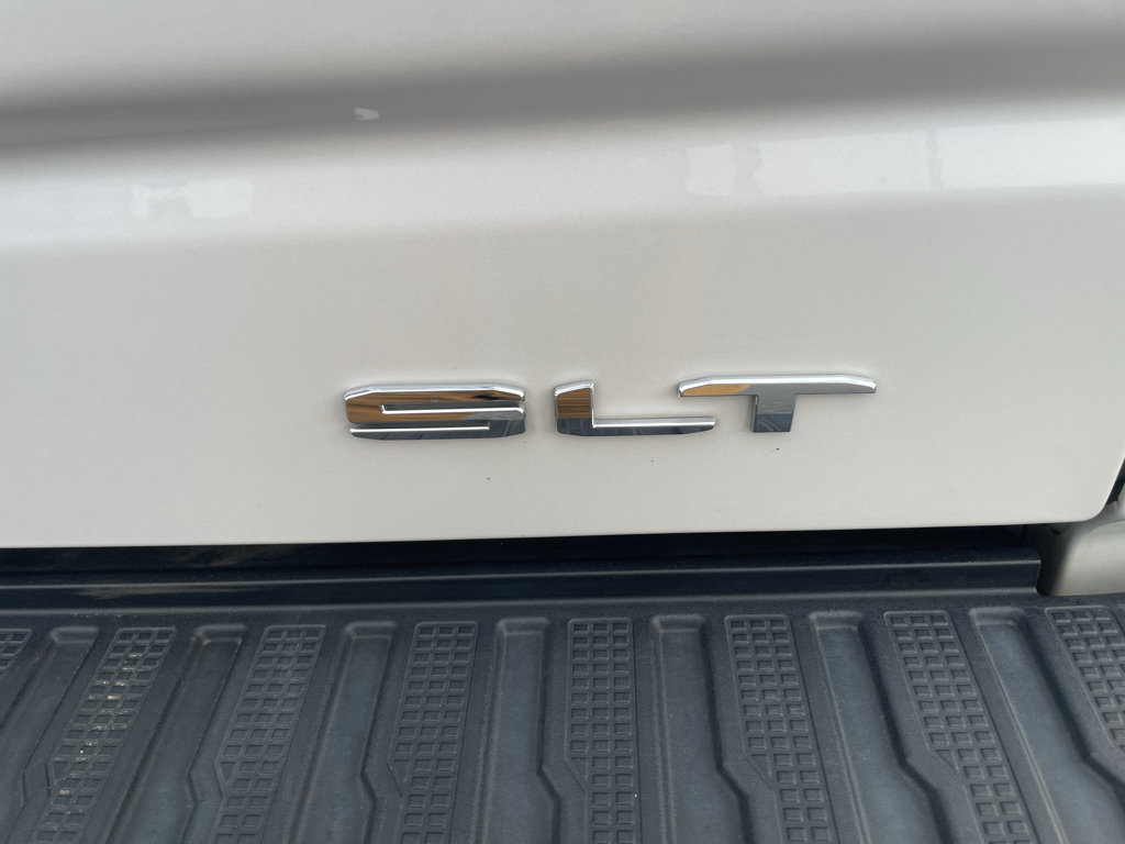 Certified 2023 GMC Sierra 1500 SLT w/ SLT Premium Package AWD/4WD image 11