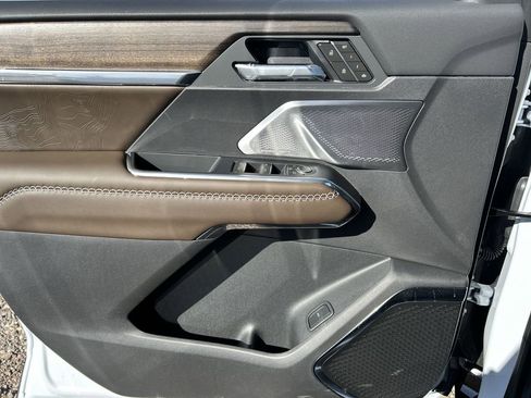 New 2026 GMC Acadia Denali Ultimate image 23