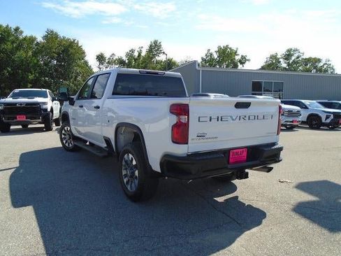 Certified 2024 Chevrolet Silverado 2500 Custom w/ Custom Value Package AWD/4WD image 24