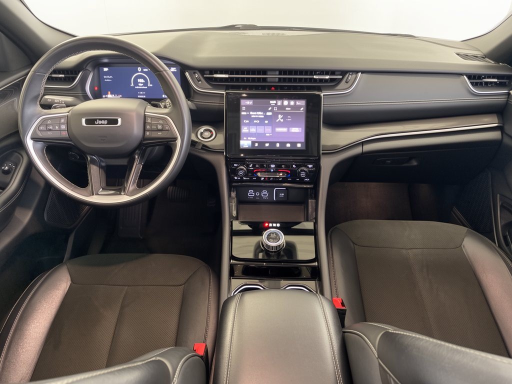Used 2021 Jeep Grand Cherokee L Laredo RWD image 17
