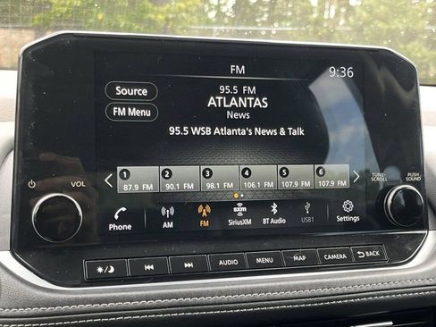 Certified 2022 Nissan Rogue Platinum w/ Head-Up Display Package image 5