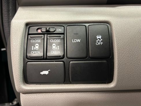 Used 2014 Honda Odyssey EX-L image 15