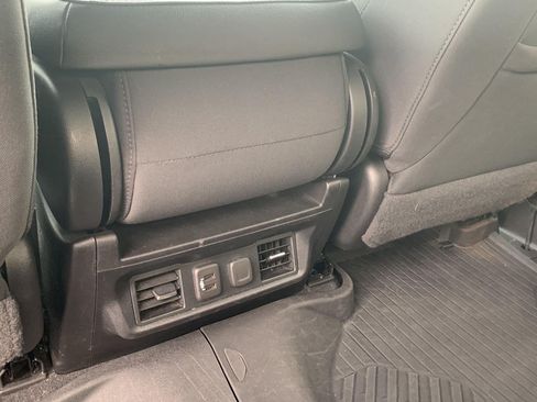 Certified 2021 Chevrolet Silverado 1500 RST AWD/4WD image 19