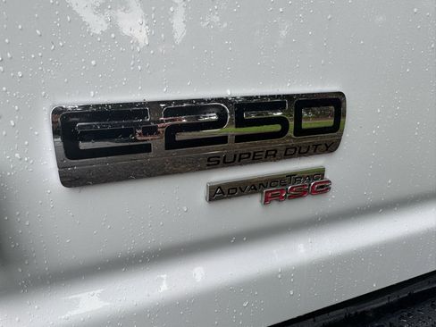 Used 2013 Ford E-250 and Econoline 250 image 39