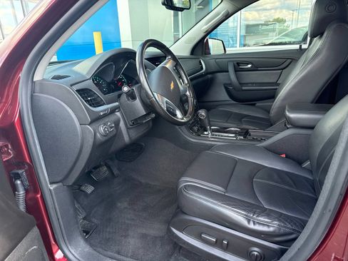Used 2017 Chevrolet Traverse LT AWD/4WD image 20