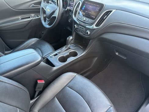 Used 2019 Chevrolet Equinox Premier AWD/4WD image 16