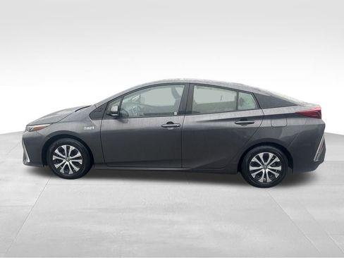 Used 2020 Toyota Prius Prime LE image 27