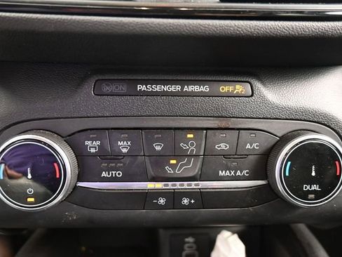 Used 2025 Ford Escape ST-Line FWD image 23