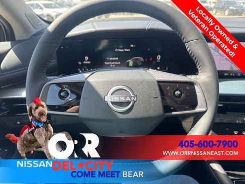 New 2025 Nissan Murano SL AWD/4WD image 16