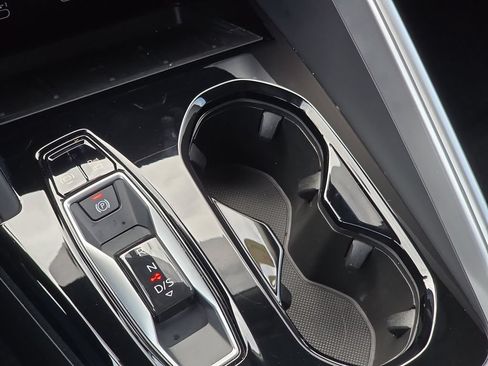 Certified 2025 Audi Q5 Premium w/ Premium Plus AWD/4WD image 17