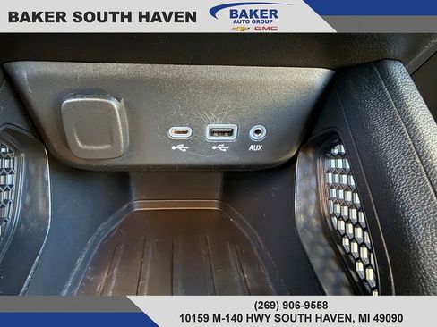 Used 2023 Chevrolet TrailBlazer LT image 23