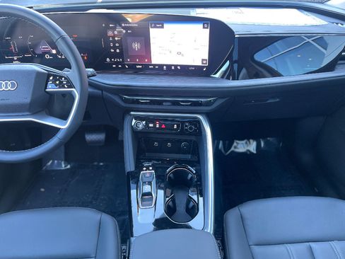 New 2025 Audi Q5 Premium Plus image 26