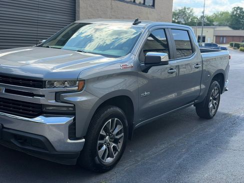 Used 2020 Chevrolet Silverado 1500 LT w/ Texas Edition AWD/4WD image 42