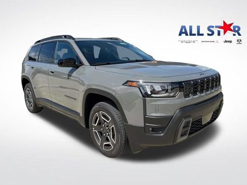 New 2026 Jeep Cherokee Laredo AWD/4WD image 1