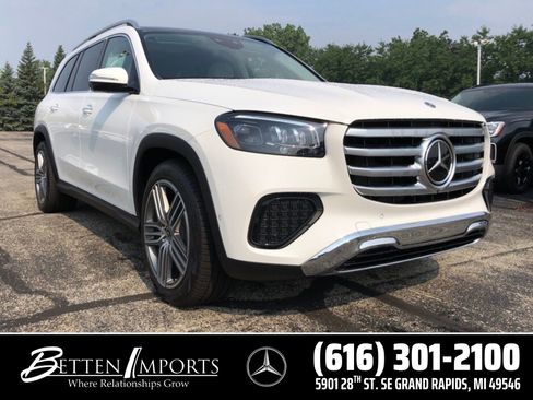 New 2025 Mercedes-Benz GLS 450 4MATIC image 1