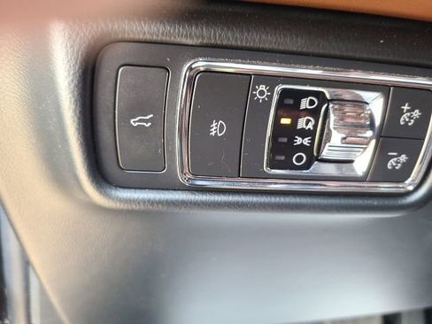 Used 2022 Lincoln Aviator Reserve w/ Equipment Group 201A image 9