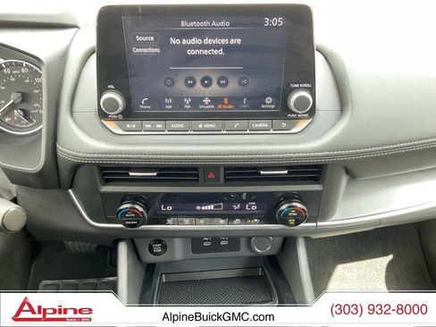 Used 2026 Nissan Rogue SV FWD image 11