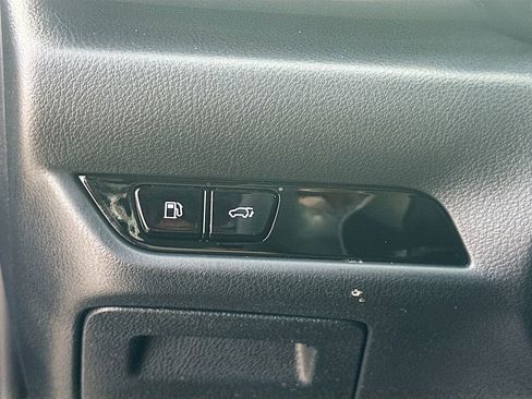 Used 2025 Lexus NX 350 AWD w/ Cold Area Package image 10