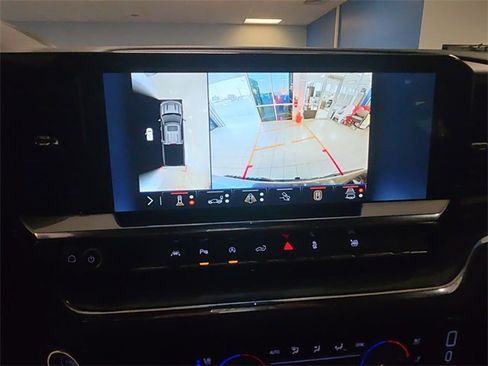 Used 2025 Chevrolet Silverado 1500 High Country w/ High Country Premium Package image 17