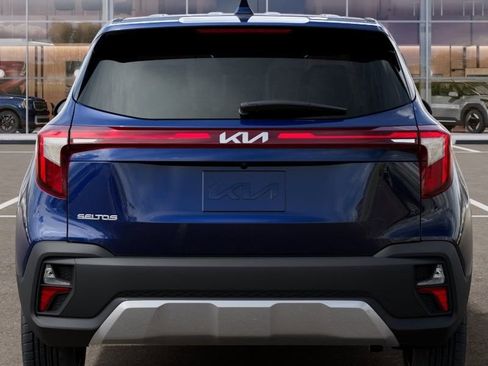 New 2026 Kia Seltos LX FWD image 14