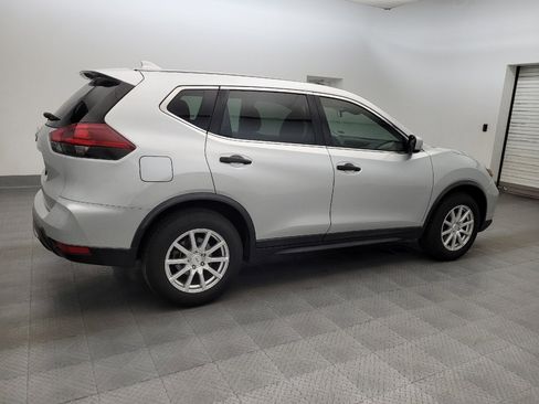 Used 2019 Nissan Rogue S FWD image 10