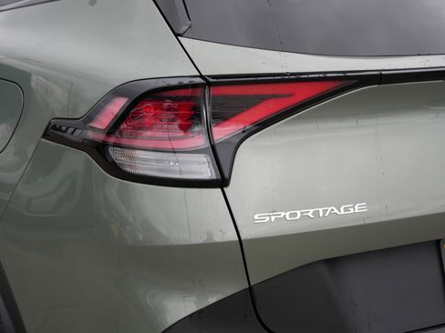 Certified 2023 Kia Sportage X-Line AWD/4WD image 17