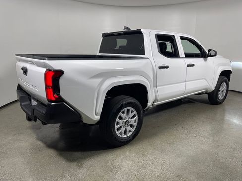 Certified 2025 Toyota Tacoma SR image 3