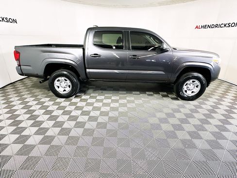 Used 2021 Toyota Tacoma SR w/ SR Convenience Package image 2