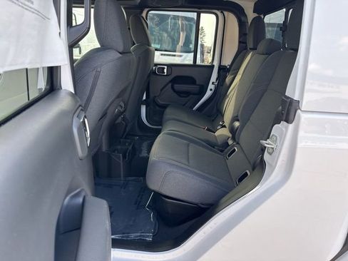 New 2025 Jeep Gladiator Nighthawk image 48