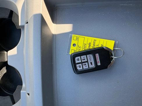 Used 2014 Honda Odyssey EX-L image 29