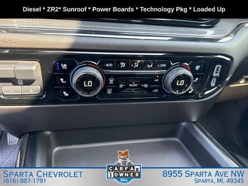 Used 2025 Chevrolet Silverado 2500 ZR2 w/ Technology Package AWD/4WD image 32