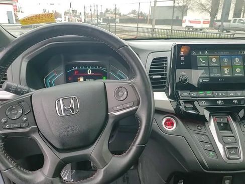 Used 2023 Honda Odyssey Sport image 26