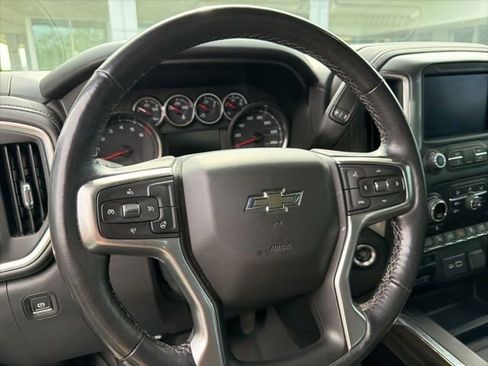 Used 2022 Chevrolet Silverado 1500 LT Trail Boss w/ Convenience Package II AWD/4WD image 27