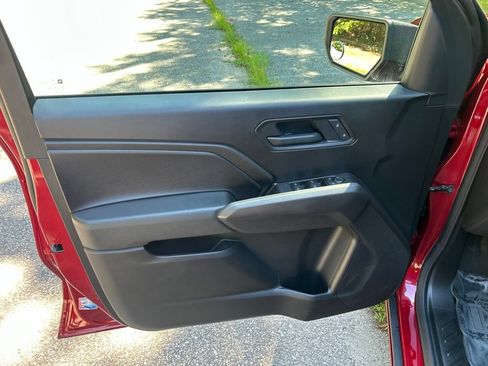 Used 2026 Chevrolet Colorado W/T w/ WT Custom Package RWD image 15