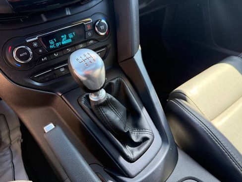 Used 2014 Ford Focus ST w/ Equipment Group 202A FWD image 26