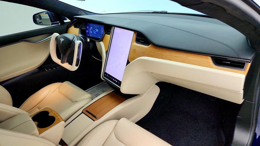 Used 2020 Tesla Model S Long Range Plus AWD/4WD image 28