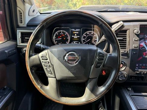 Used 2016 Nissan Titan Platinum Reserve image 35