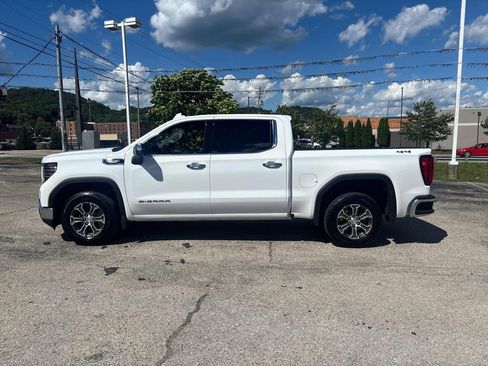 Used 2025 GMC Sierra 1500 SLT AWD/4WD image 2